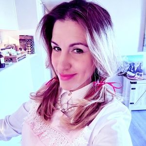 Meet your Posher, The prettiest 👗🧥👒👙👜👠